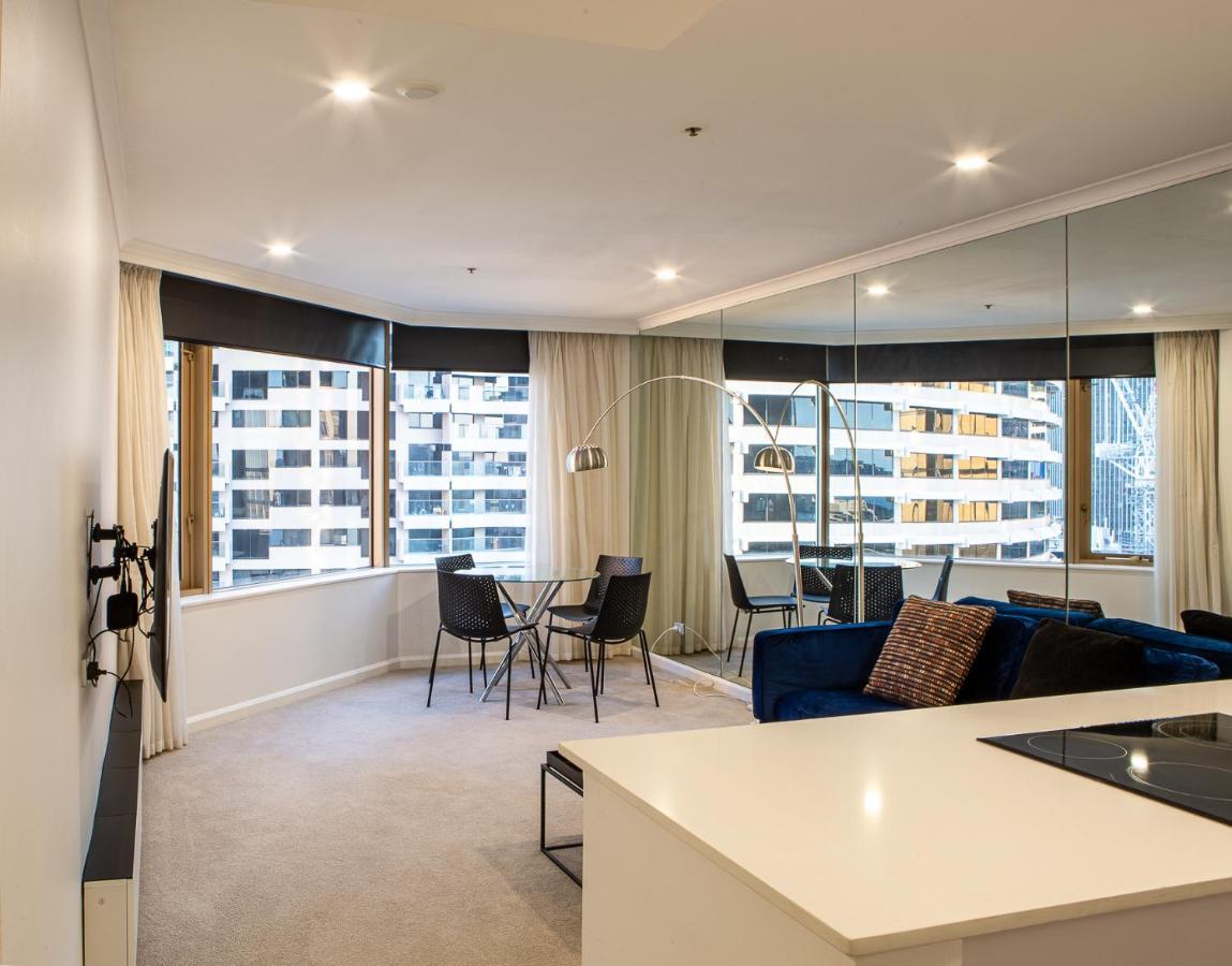 Quay West 1301 Self- Catering Apartment Sydney